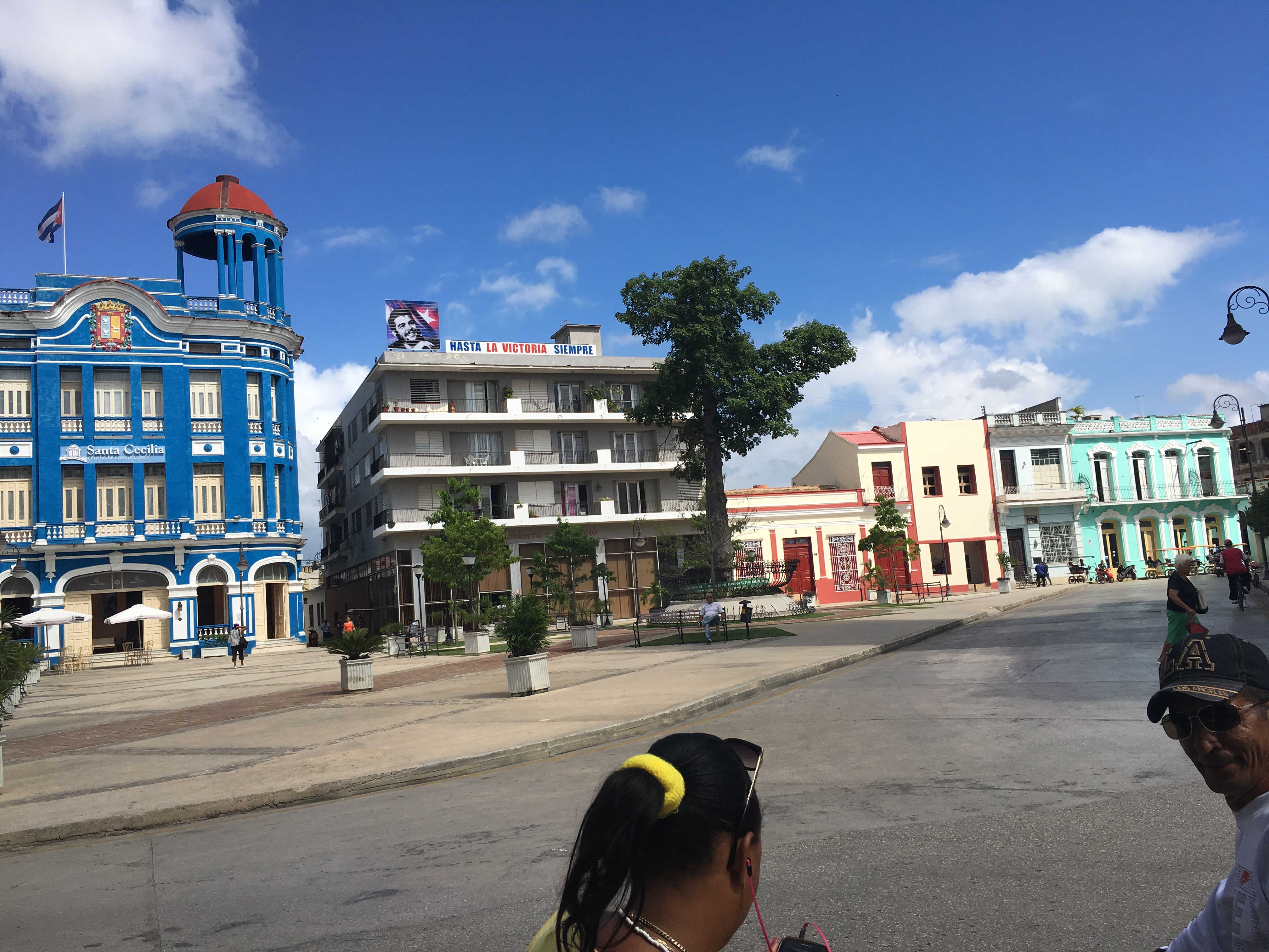 アメリカからキューバへ格安渡航して別室送りにされた体験談19最新 アメリカで稼ぐ 冒険好きアボカドおじさん デュース の駐在員ブログ